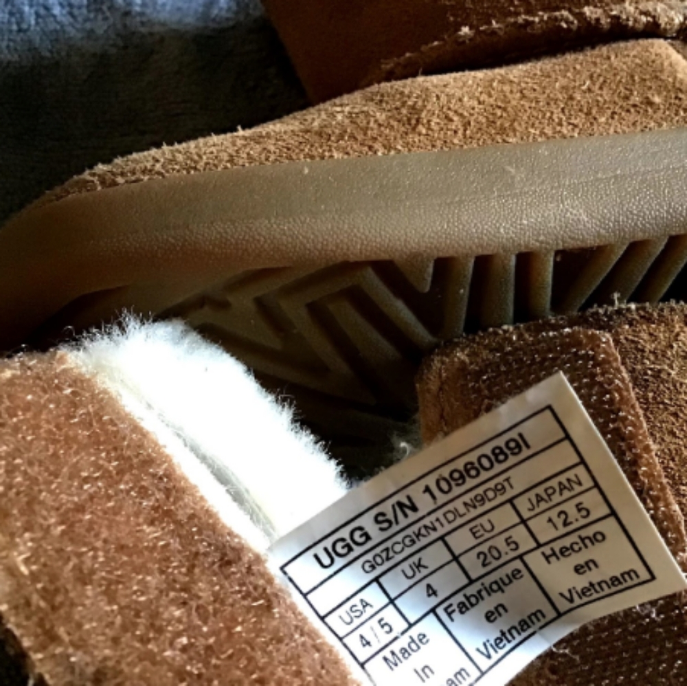 Toddler Uggs - Boots 4/5
